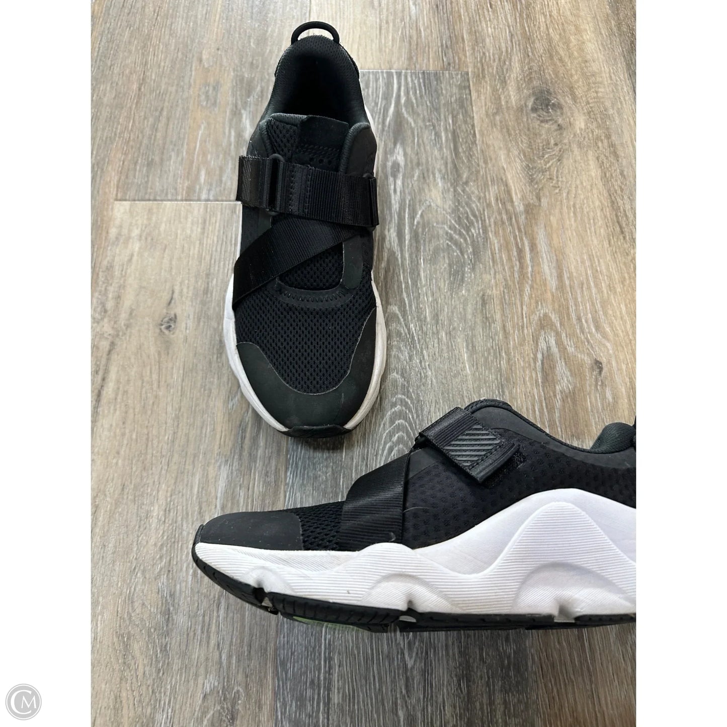 Shoes Athletic By Sorel In Black, Size: 9.5