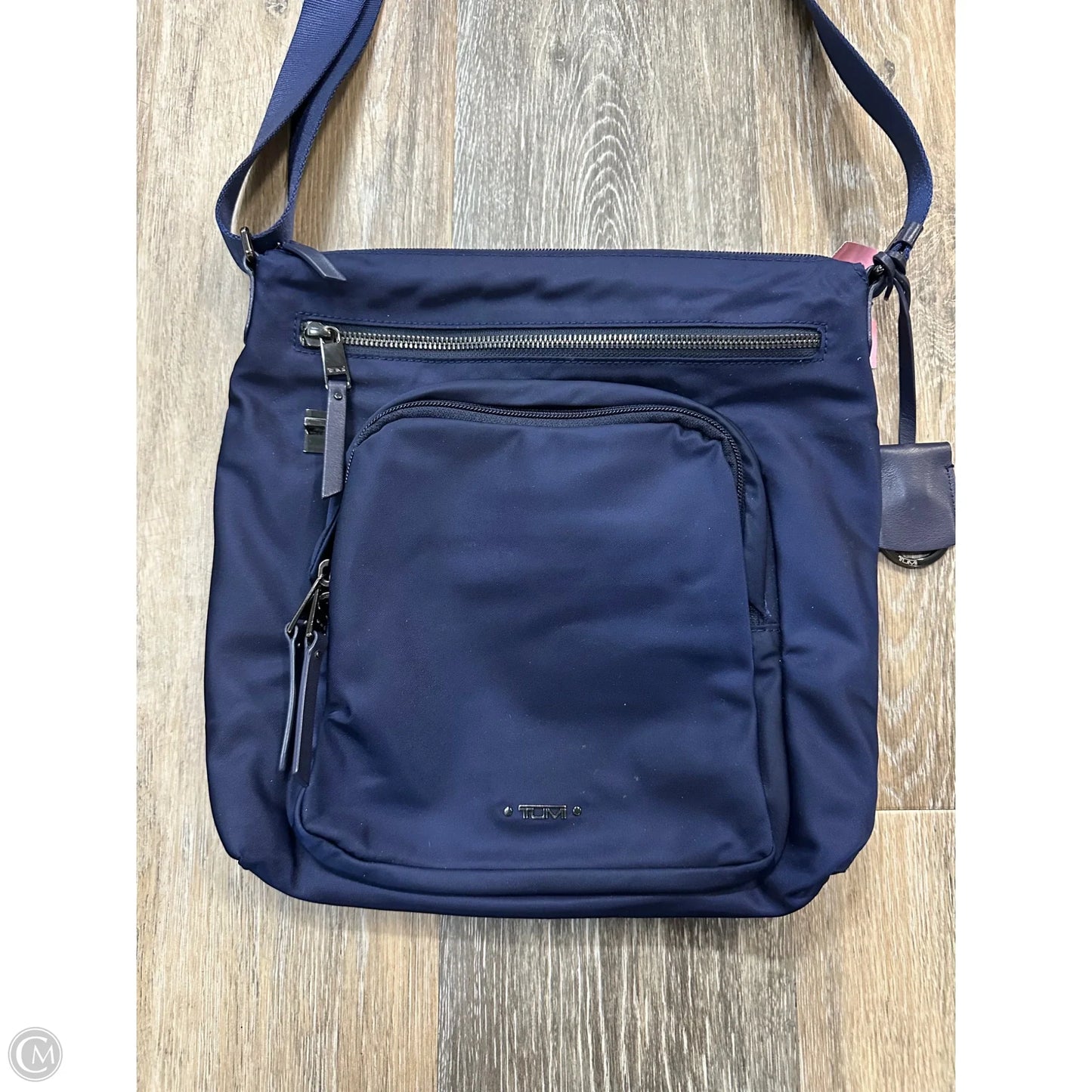 Crossbody Designer By Tumi, Size: Medium