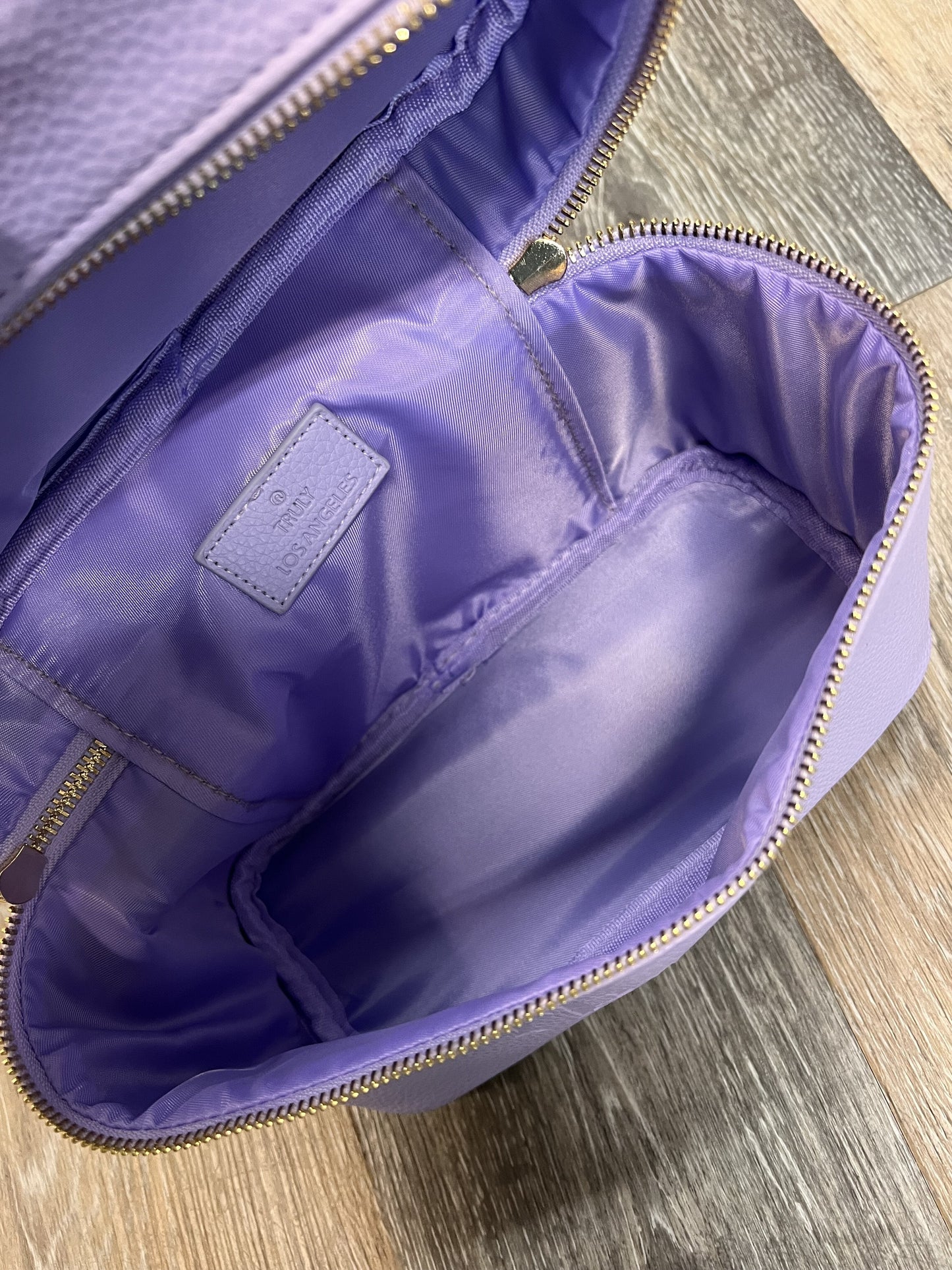 Makeup Bag By Truly Beauty Size: Medium