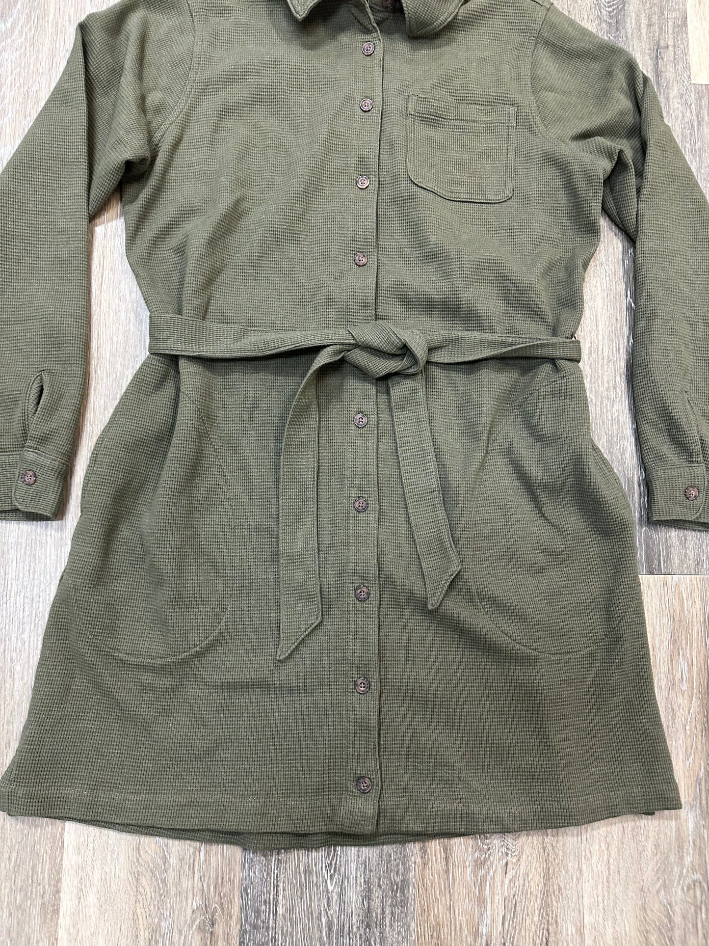 Dress Casual Short By Duluth Trading In Green, Size: M