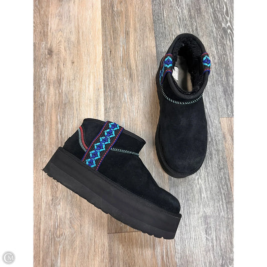 Boots Ankle Flats By Ugg In Black, Size: 11