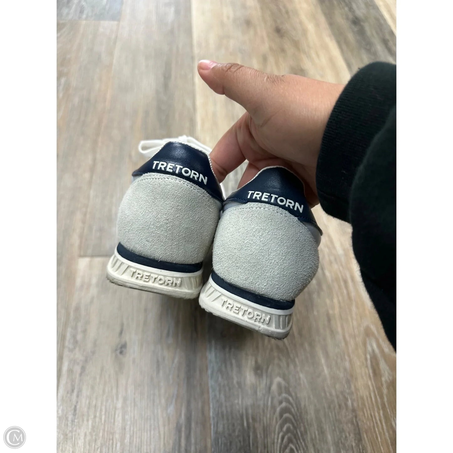 Shoes Athletic By Tretorn In White, Size: 7.5