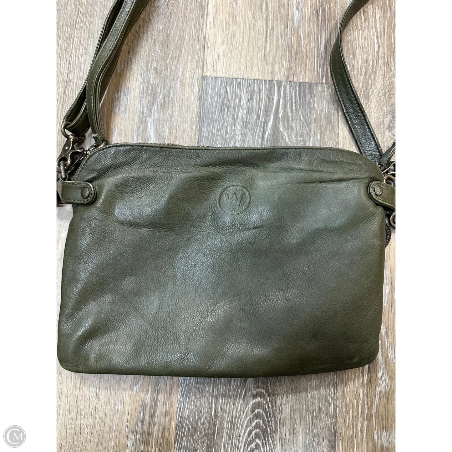 Crossbody Leather By Wanderers, Size: Medium