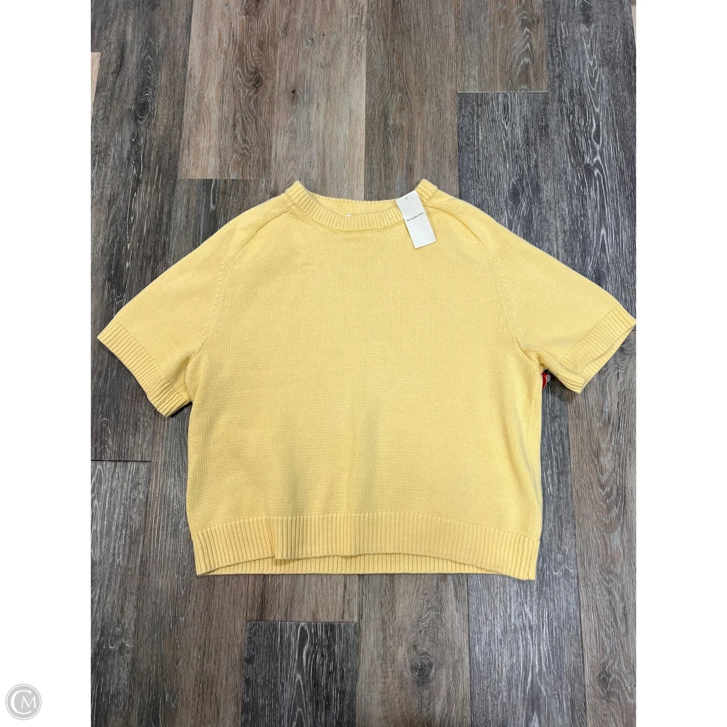 Sweater Short Sleeve By Abercrombie And Fitch In Yellow, Size: S