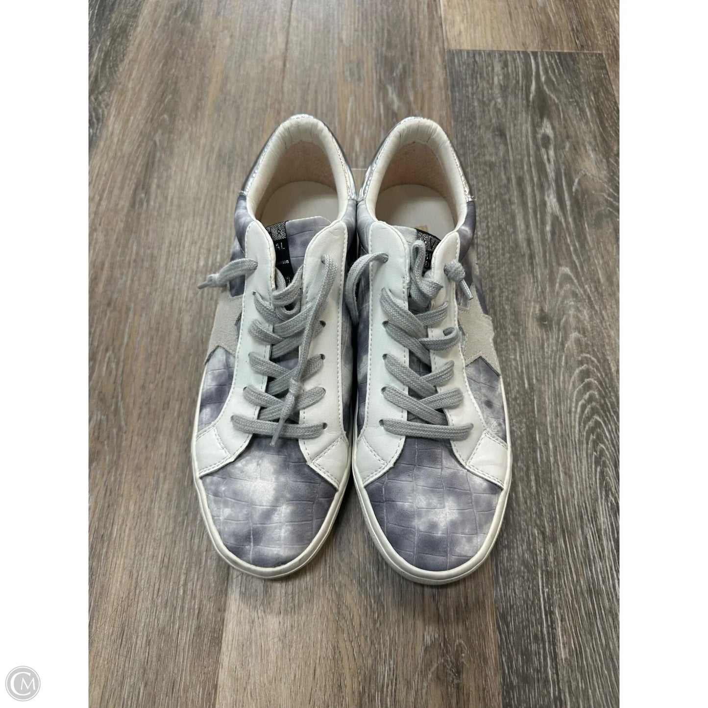 Shoes Sneakers By Vintage Havana In Grey, Size: 10