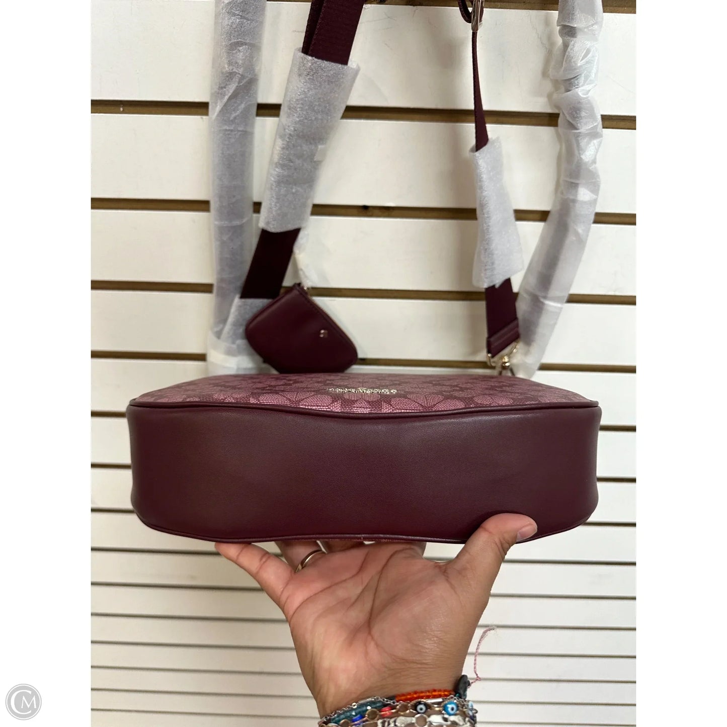 Crossbody Designer By Kate Spade, Size: Medium