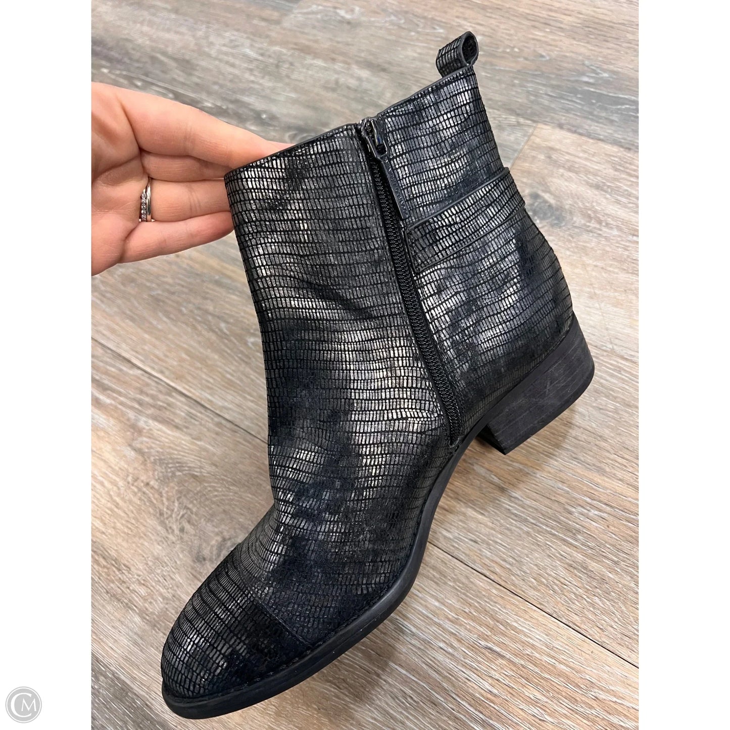 Boots Ankle Flats By Donald Pliner In Grey, Size: 9