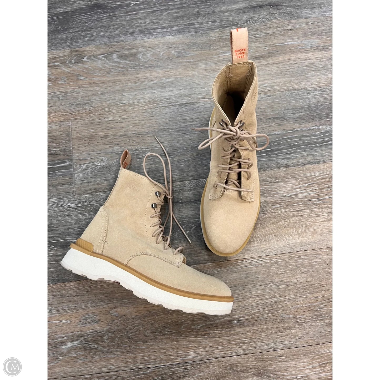 Boots Ankle Flats By Sorel In Beige, Size: 8