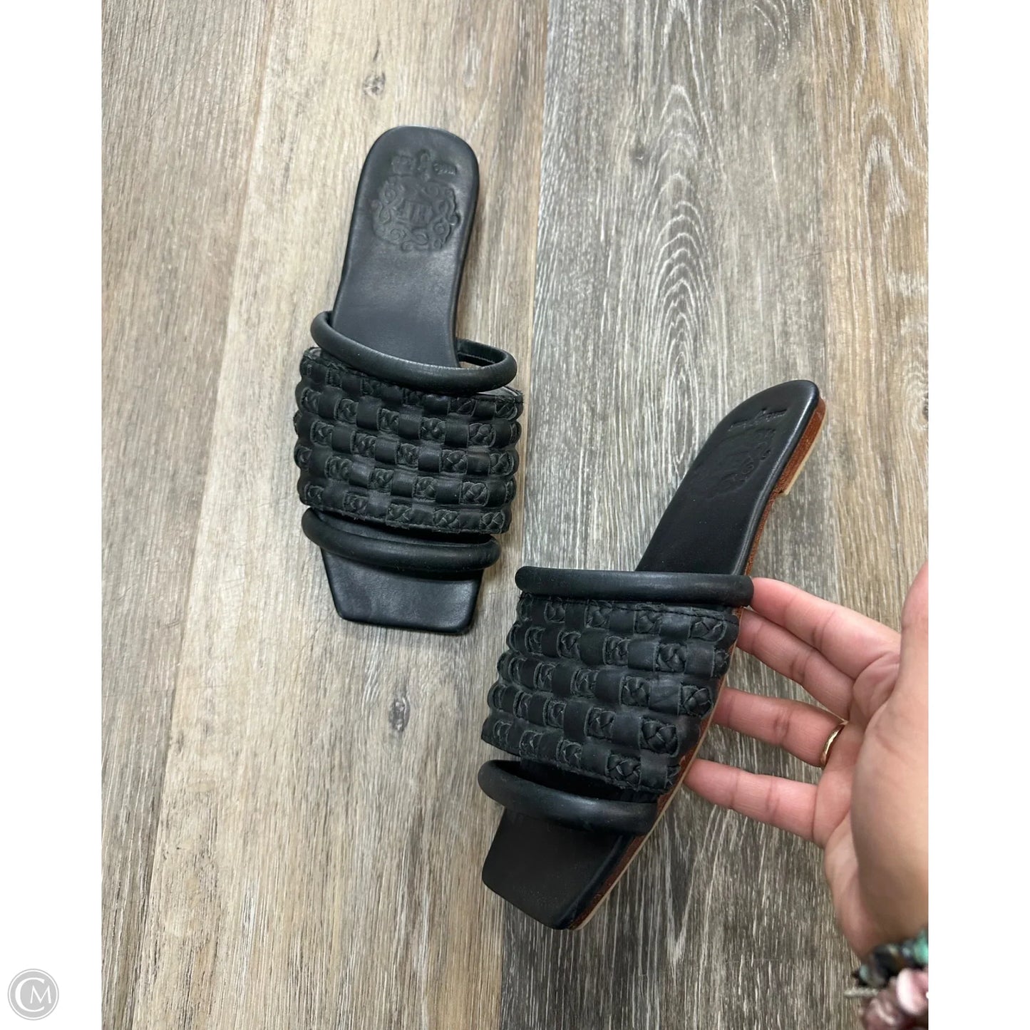 Sandals Flats By Elf In Black, Size: 7.5