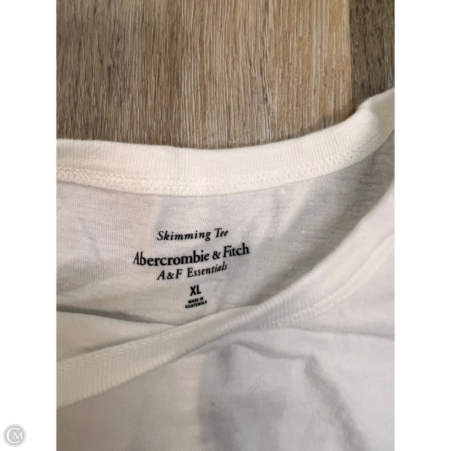 Top Short Sleeve By Abercrombie And Fitch In White, Size: Xl