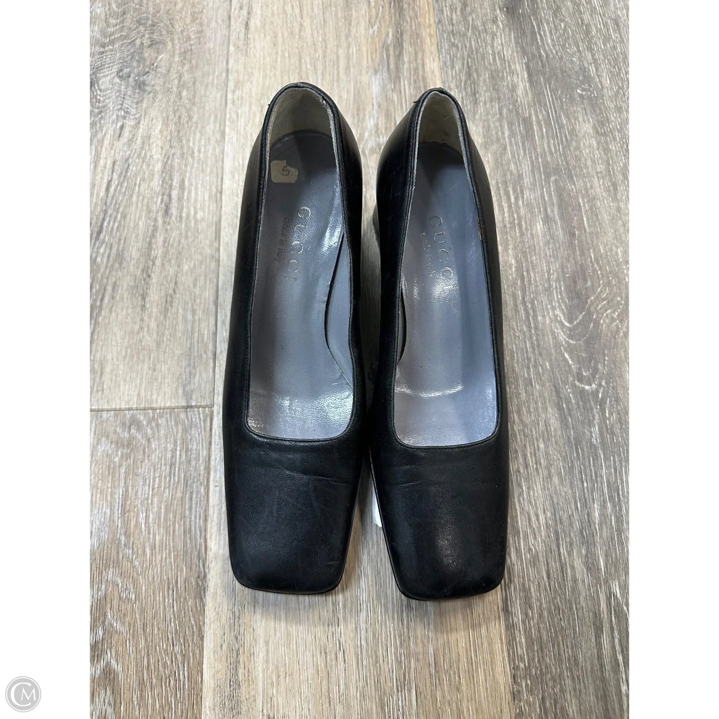 Shoes Luxury Designer By Gucci In Black, Size: 5