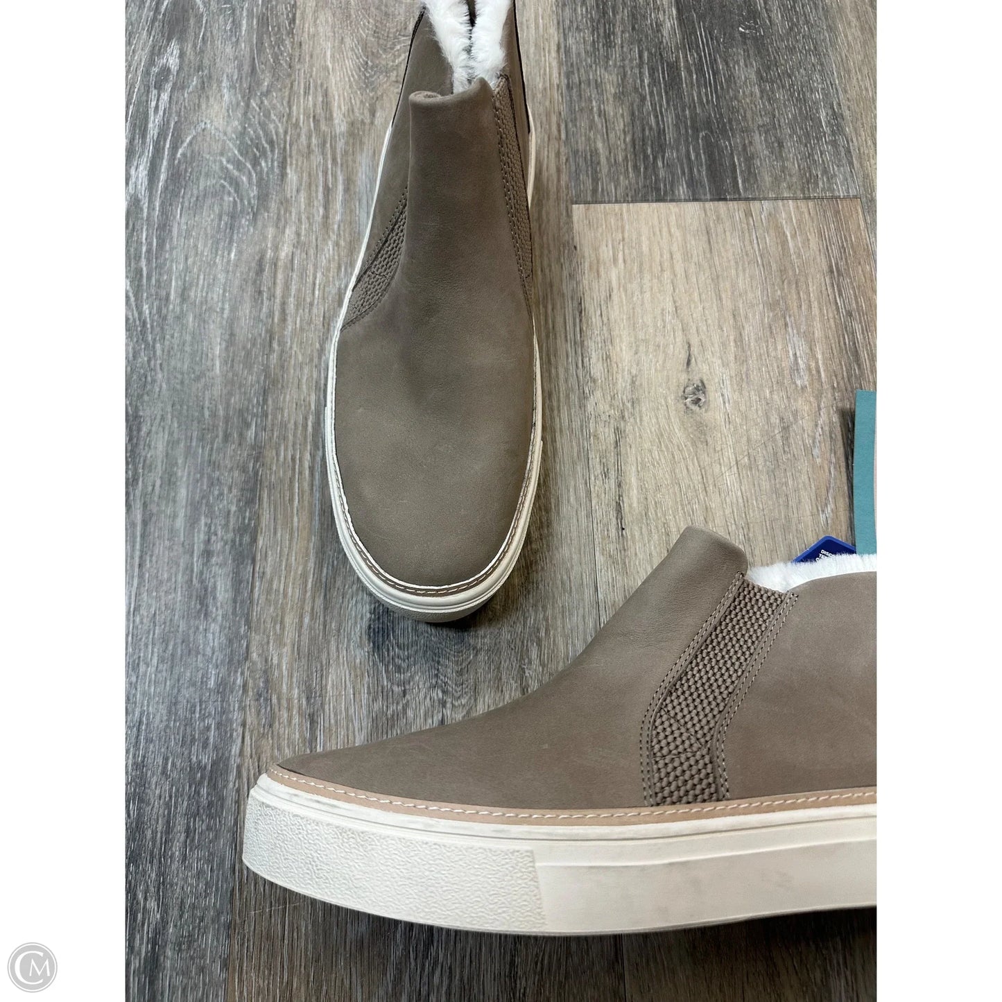 Boots Ankle Flats By Toms In Beige, Size: 9