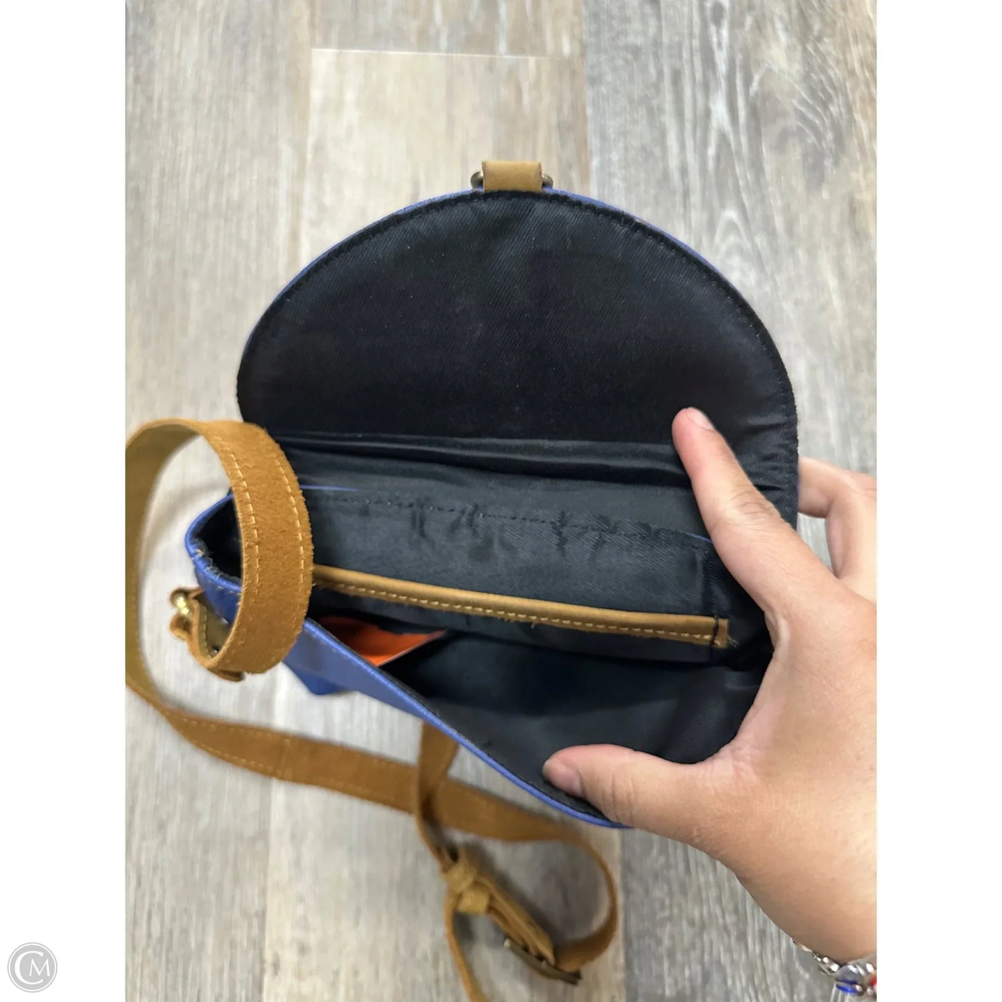 Crossbody Leather By Le Papillon, Size: Small