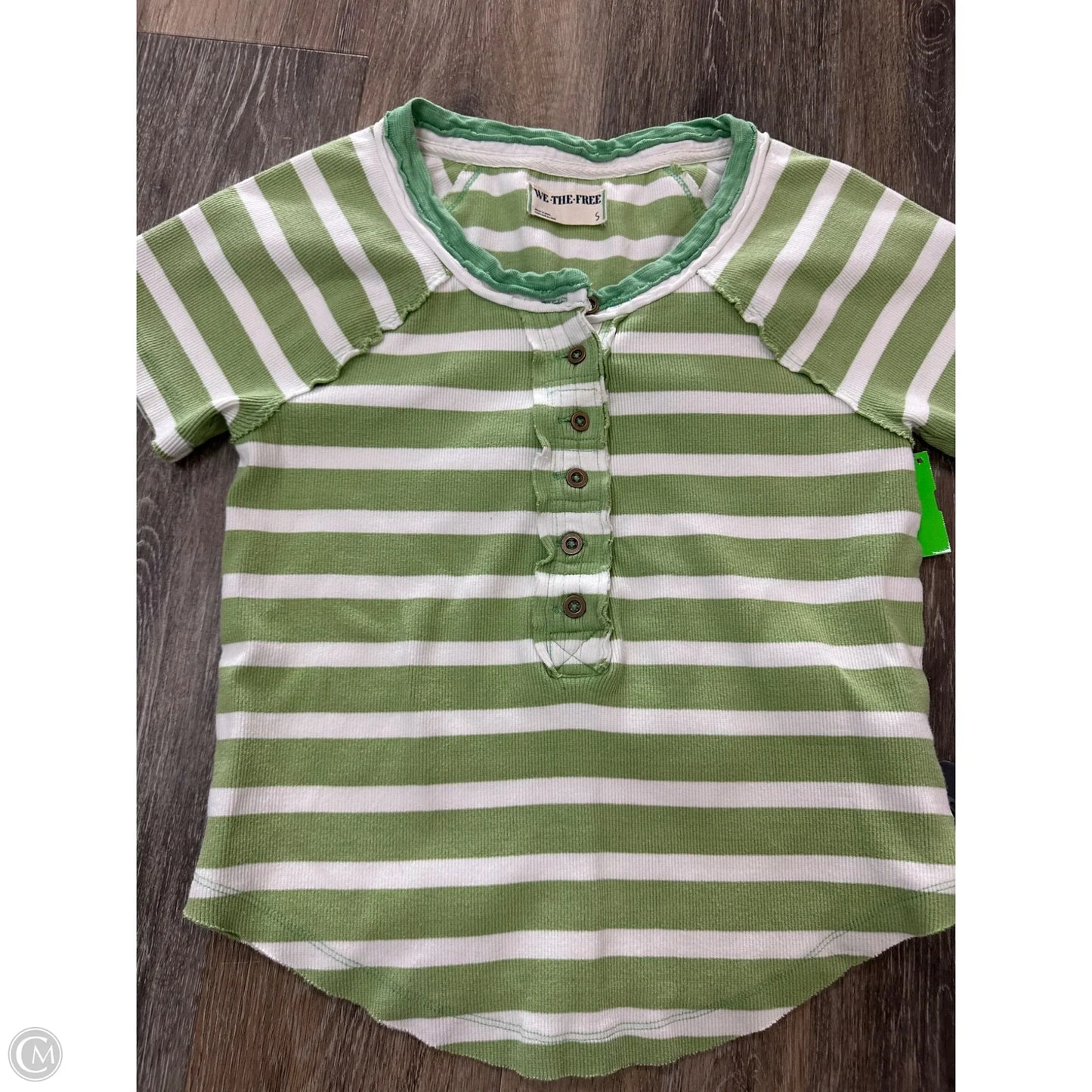 Top Short Sleeve By We The Free In Striped Pattern, Size: S