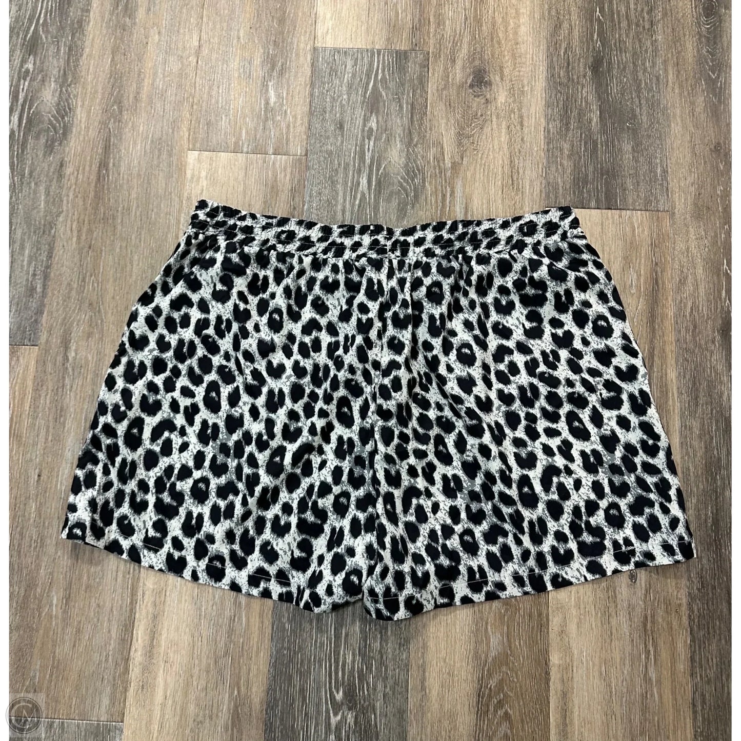 Athletic Shorts By Halara In Animal Print, Size: 1x