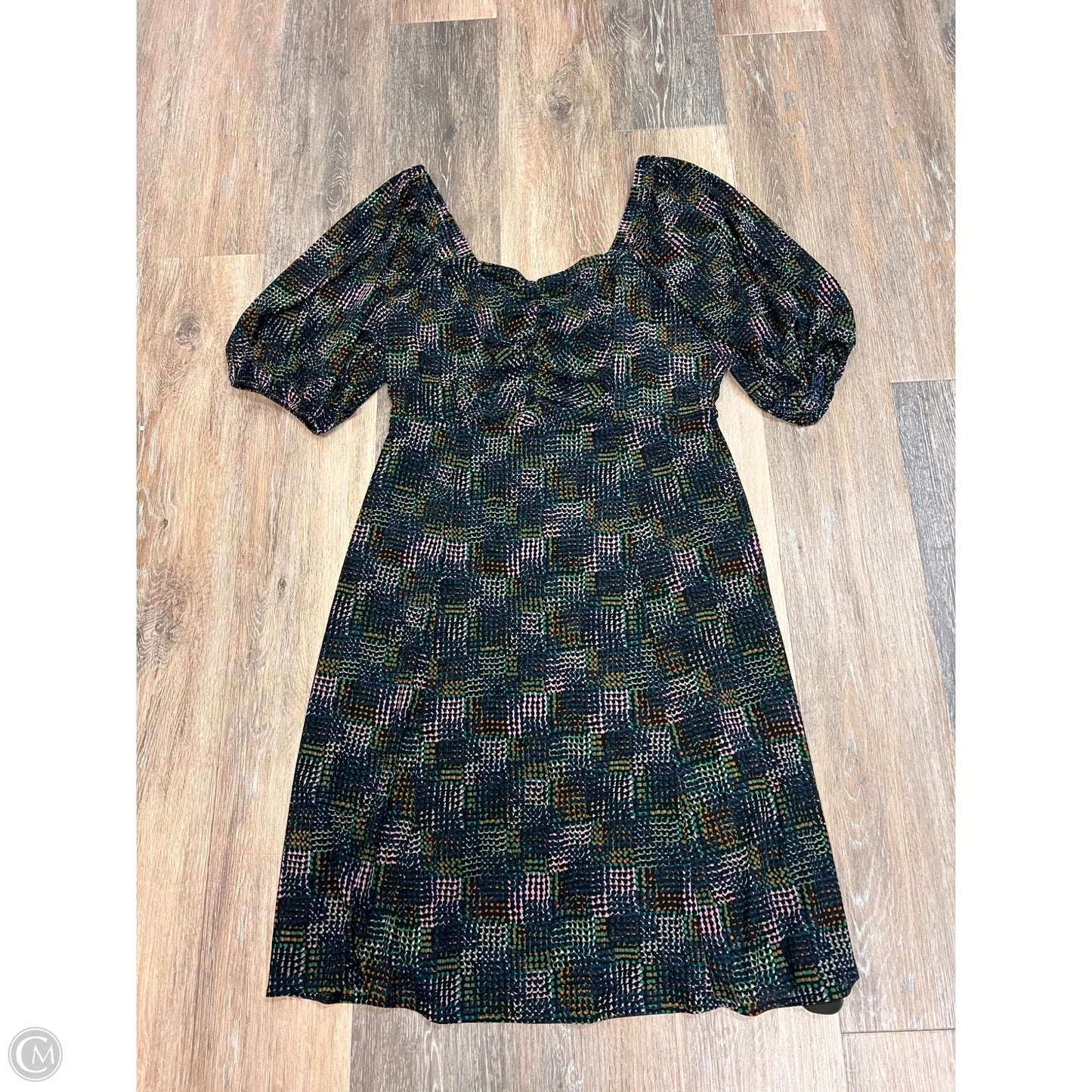 Dress Casual Short By Cabi In Multi-colored, Size: M