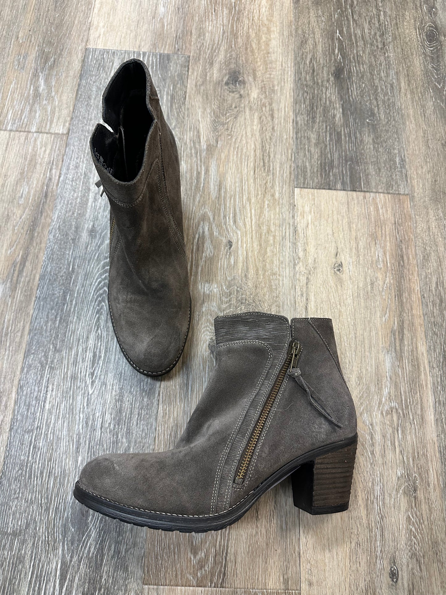 Boots Ankle Heels By Taos In Grey, Size: 10