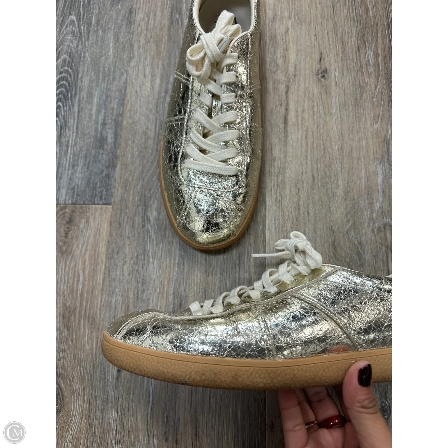 Shoes Athletic By Zara In Gold, Size: 10