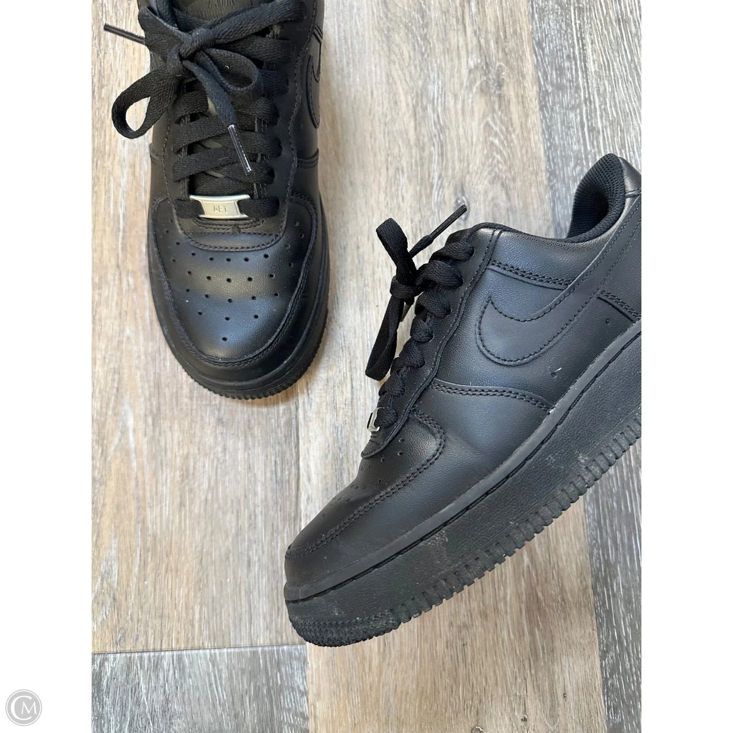 Shoes Athletic By Nike In Black, Size: 7