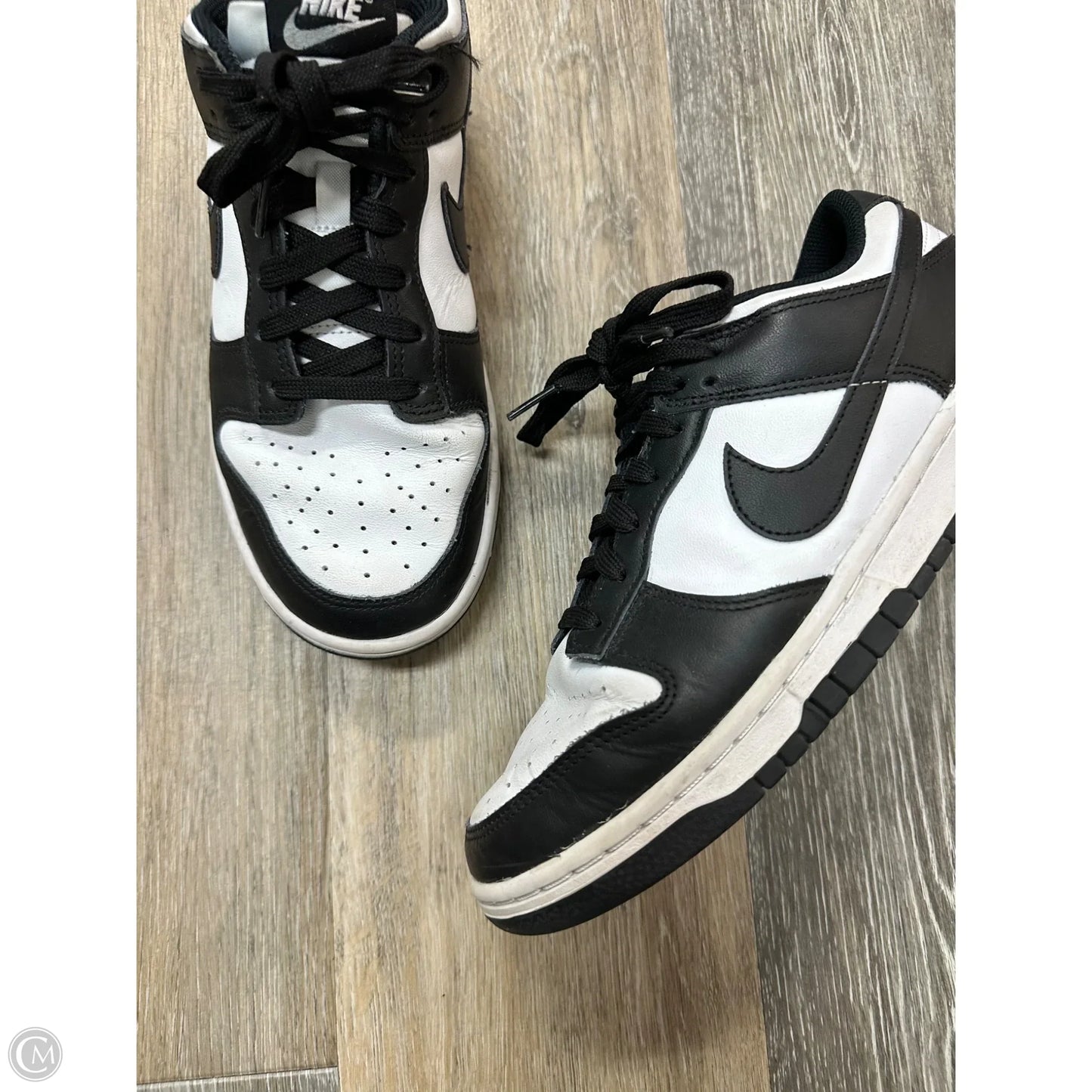 Shoes Athletic By Nike In Black & White, Size: 9