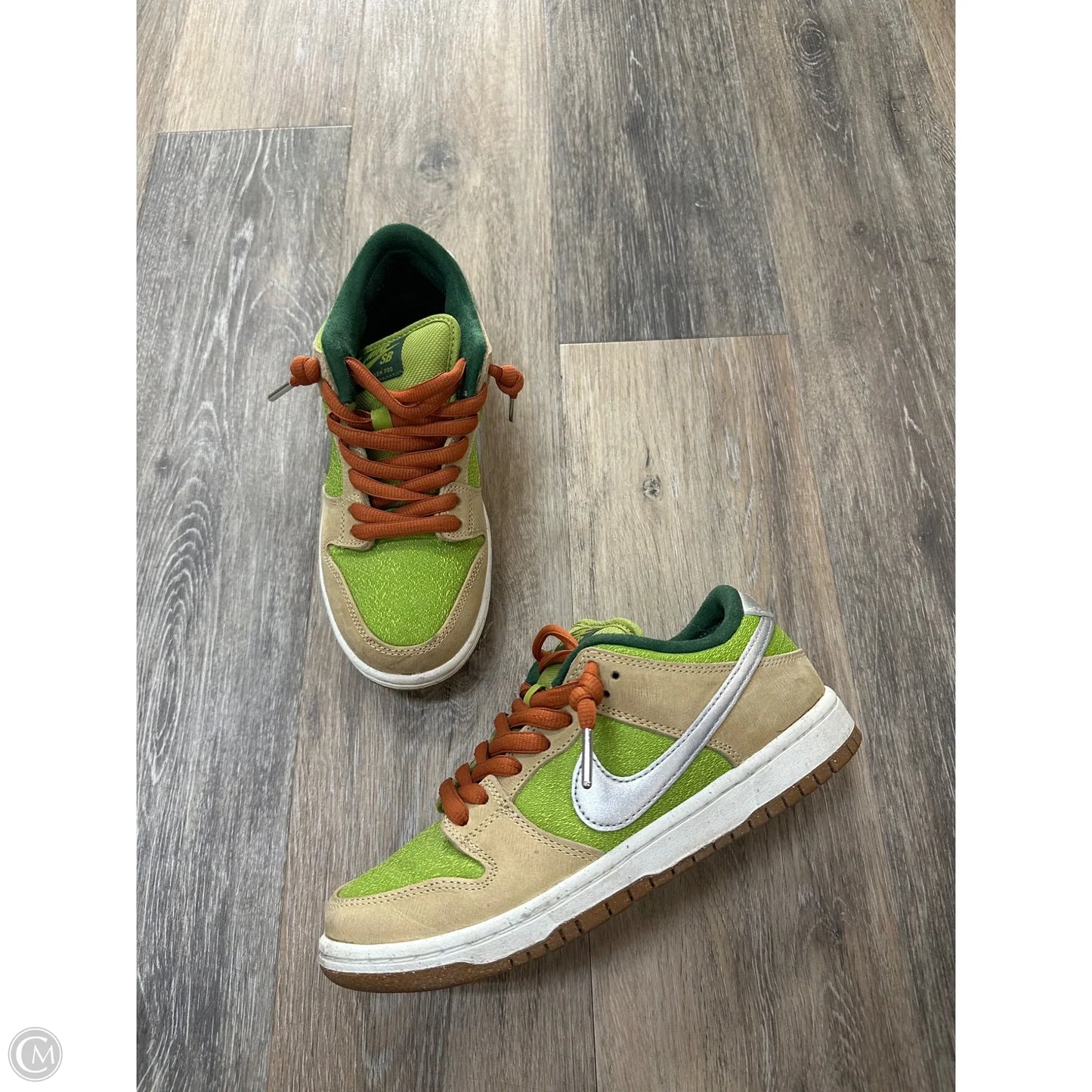 Shoes Athletic By Nike In Green & Tan, Size: 6