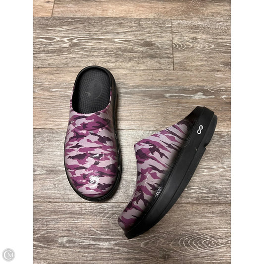 Shoes Flats By Oofos In Purple, Size: 9