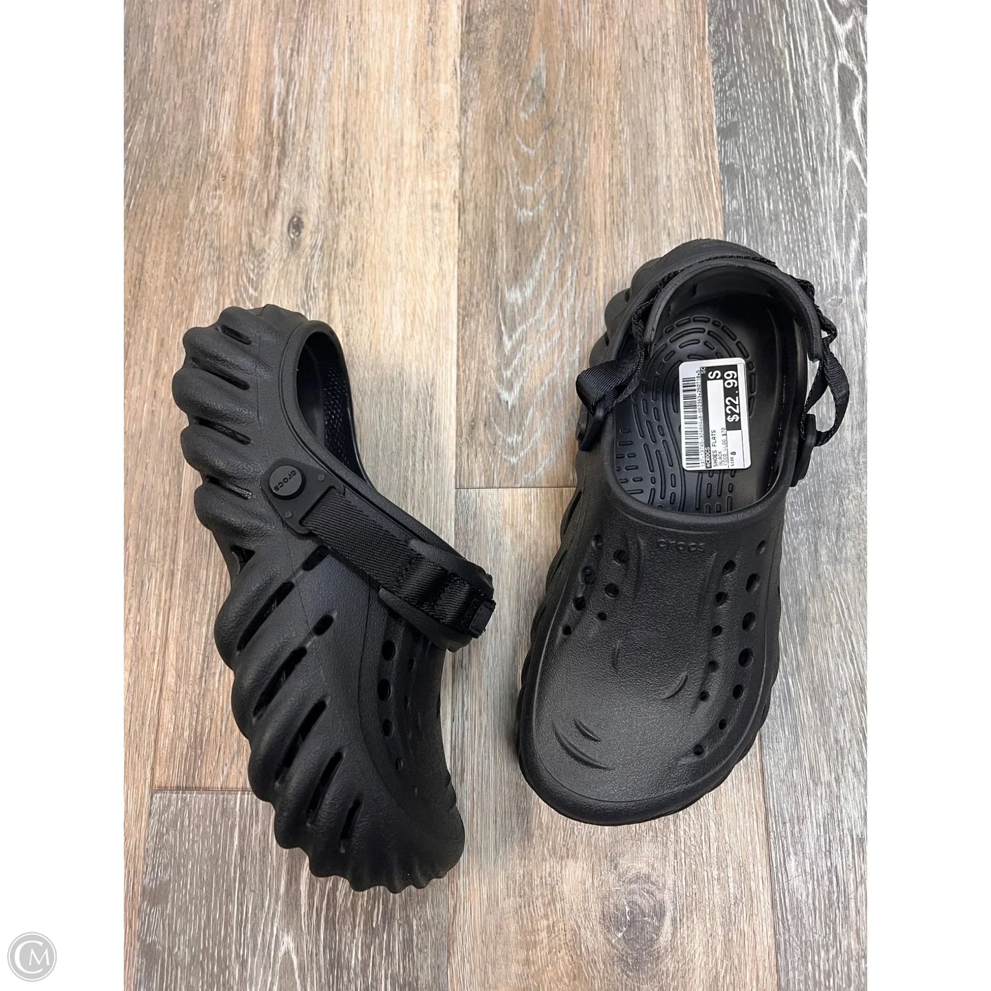 Shoes Flats By Crocs In Black, Size: 8