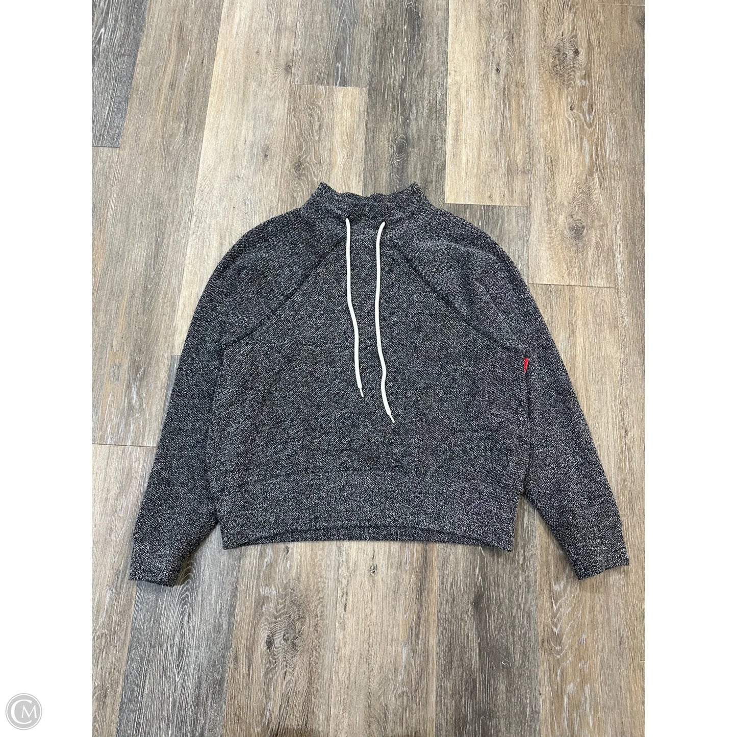 Sweatshirt Collar By Varley In Grey, Size: Xs