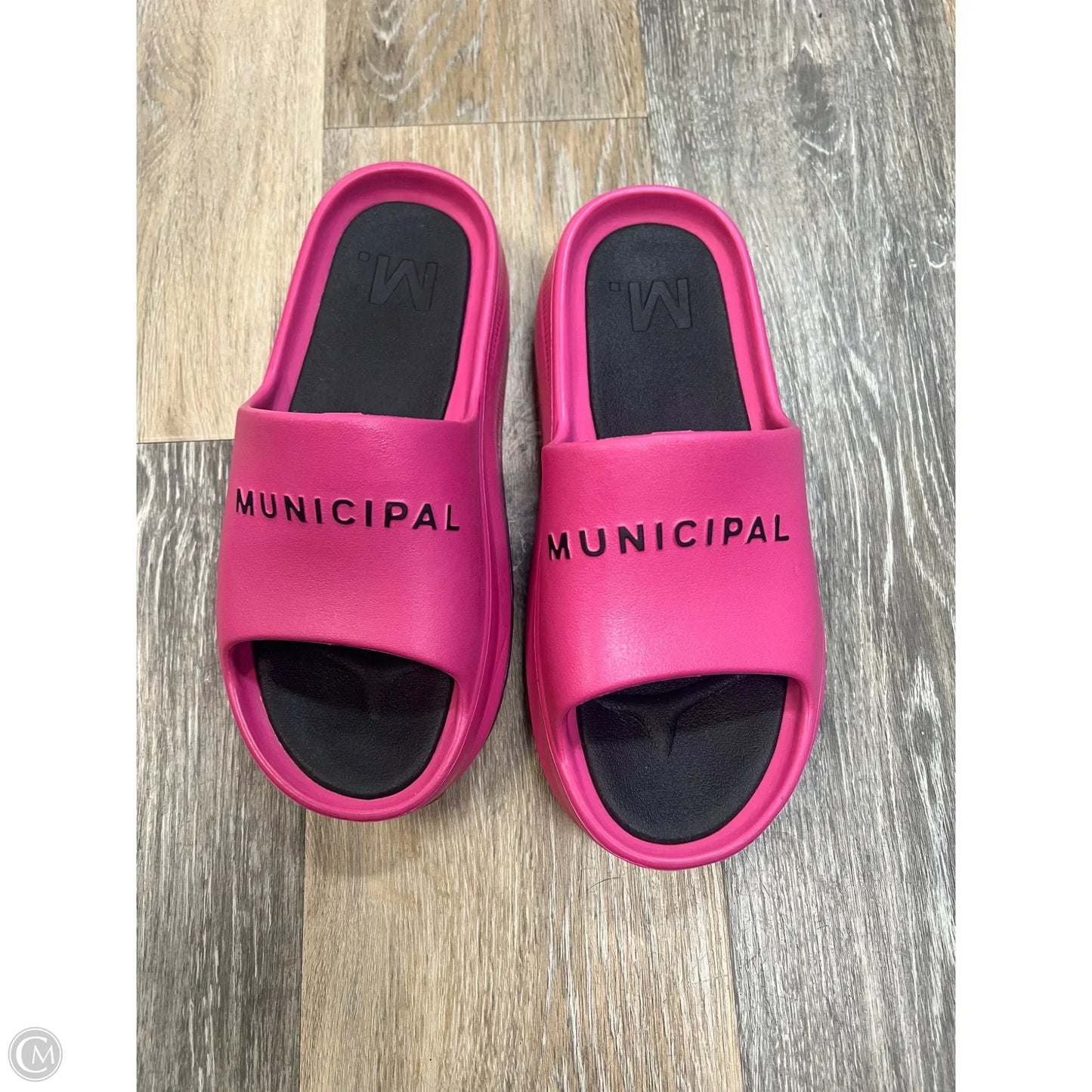 Sandals Flats By Municipal In Pink, Size: 7