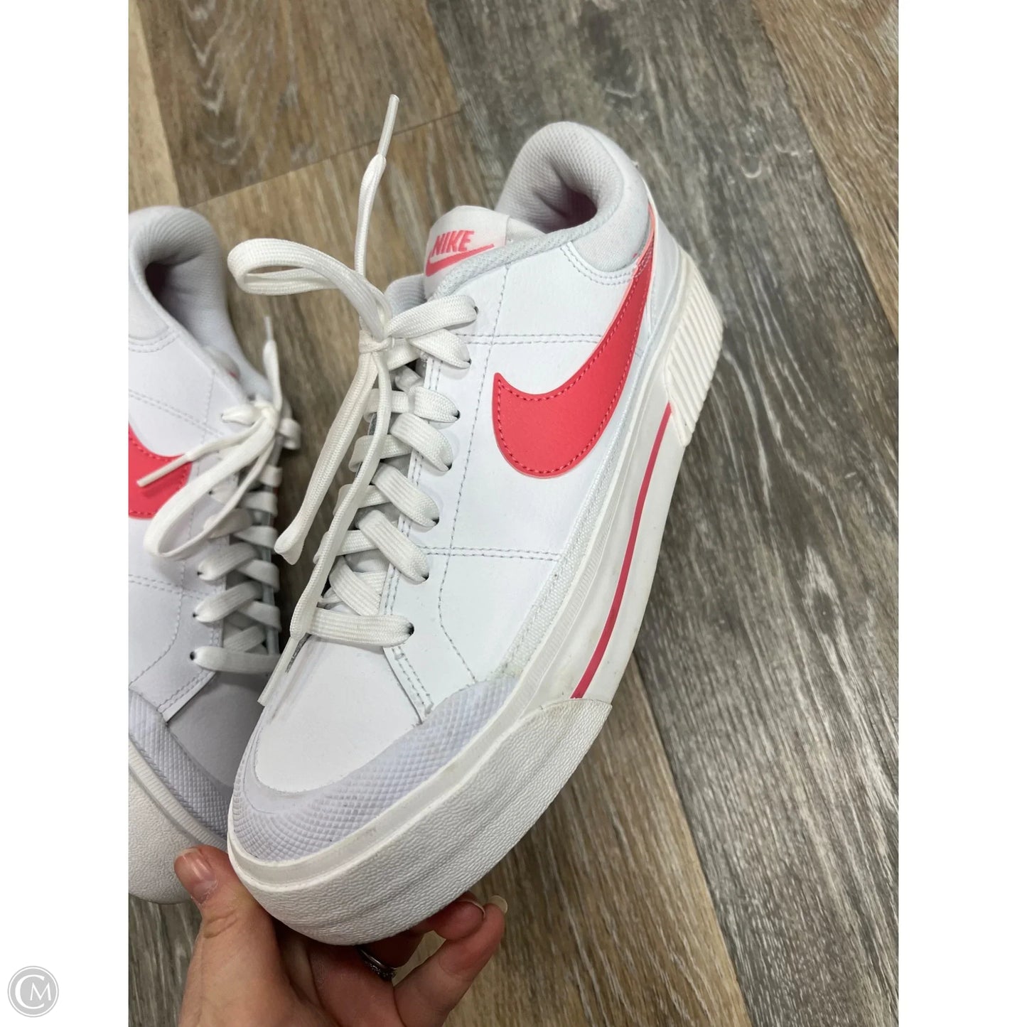 Shoes Sneakers By Nike In Pink & White, Size: 9