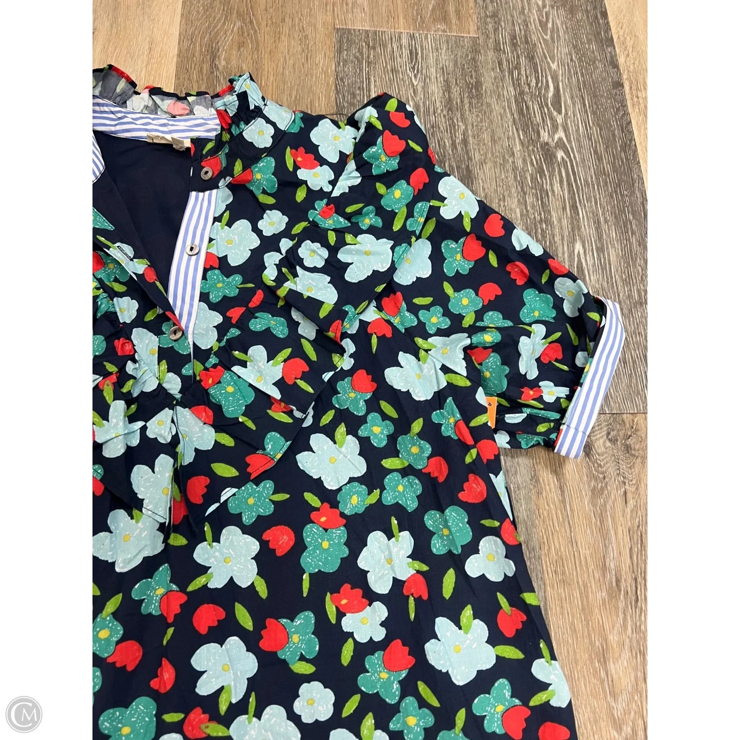 -Dress Casual Short By Entro In Floral Print, Size: M