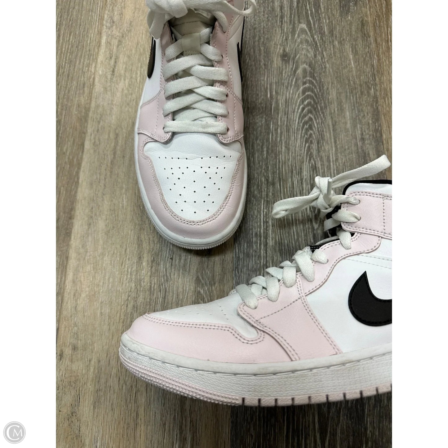 Shoes Sneakers By Nike In Pink & White, Size: 10.5