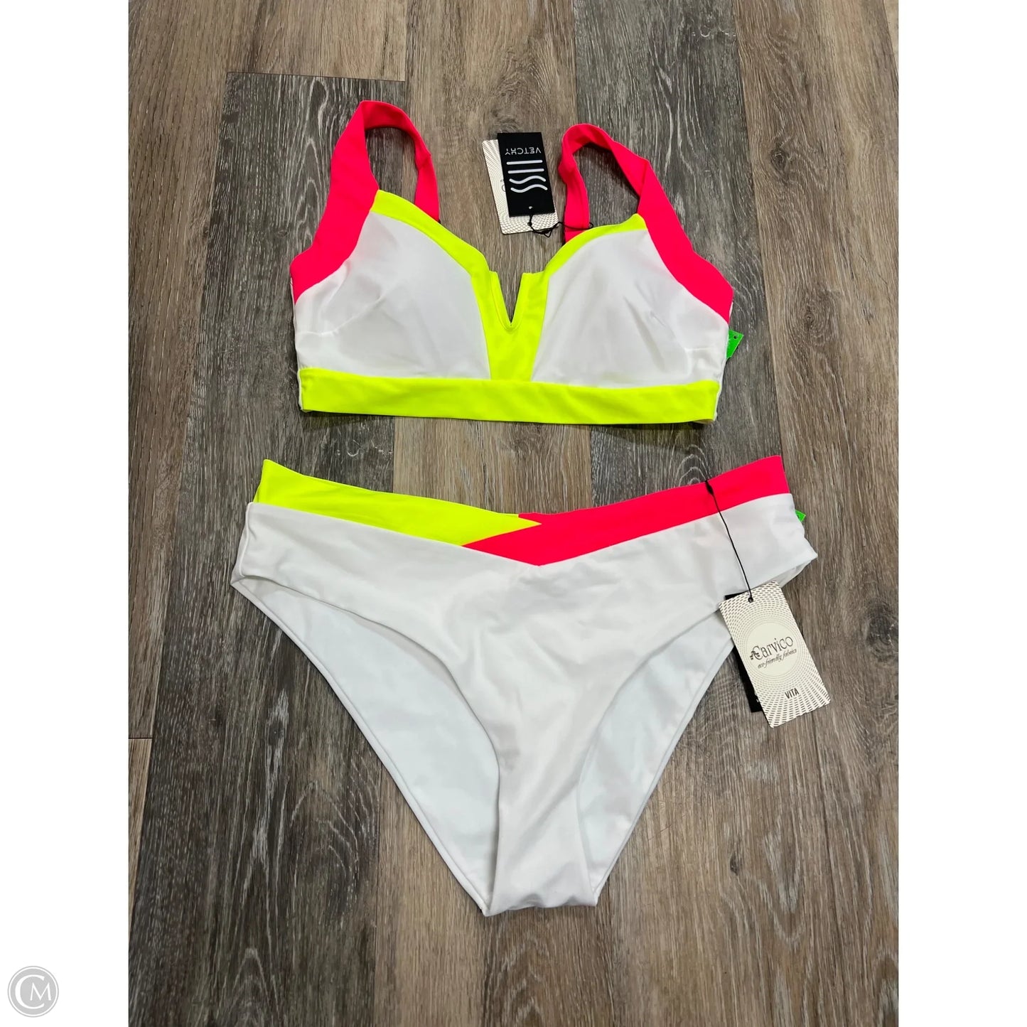 Swimsuit 2pc By Vetchy In White, Size: L