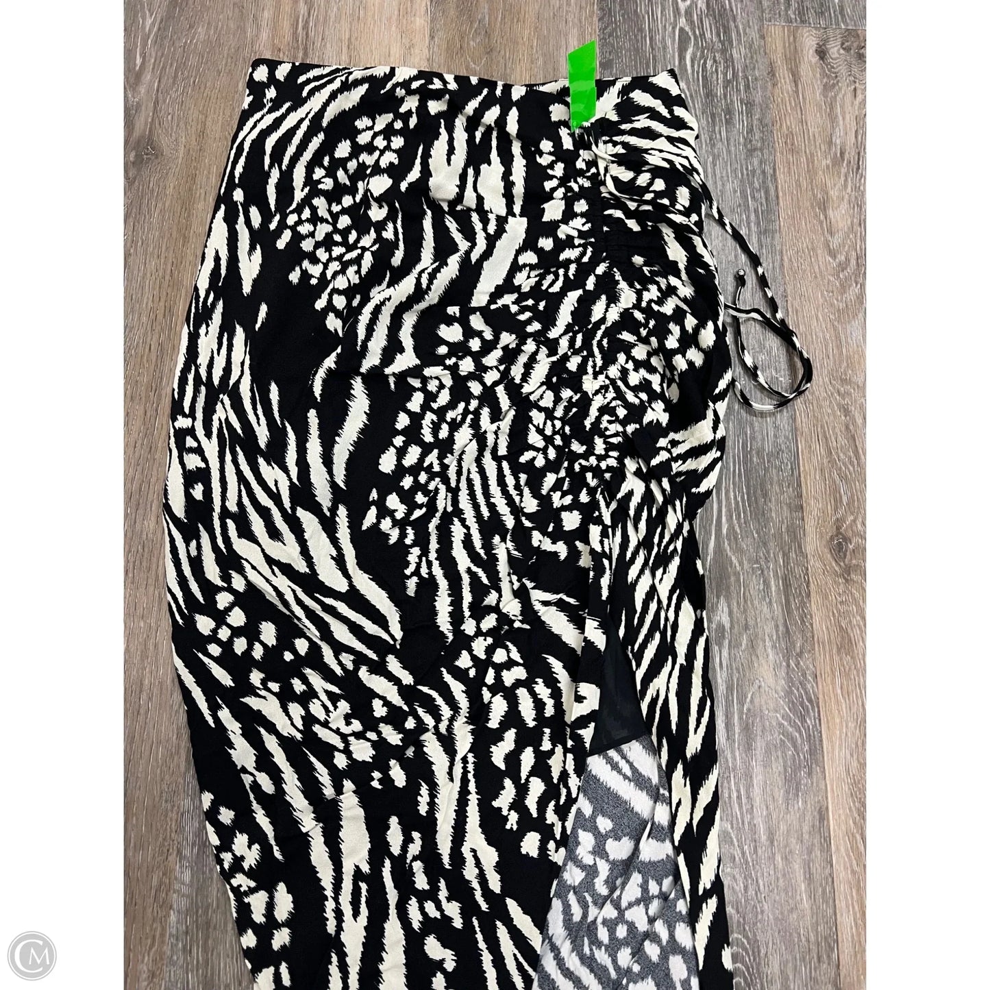Skirt Maxi By Veronica Beard In Black & White, Size: 8