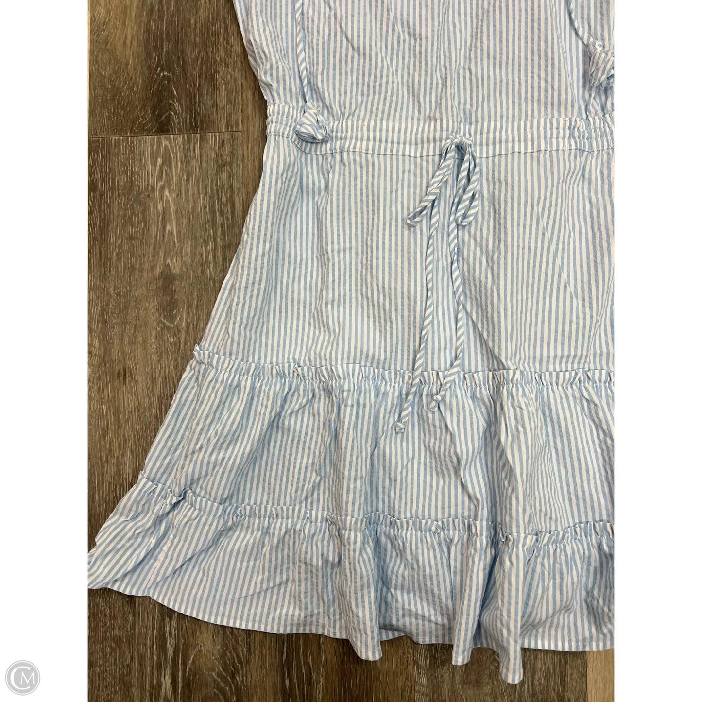 Dress Casual Short By Vineyard Vines In Striped Pattern, Size: L