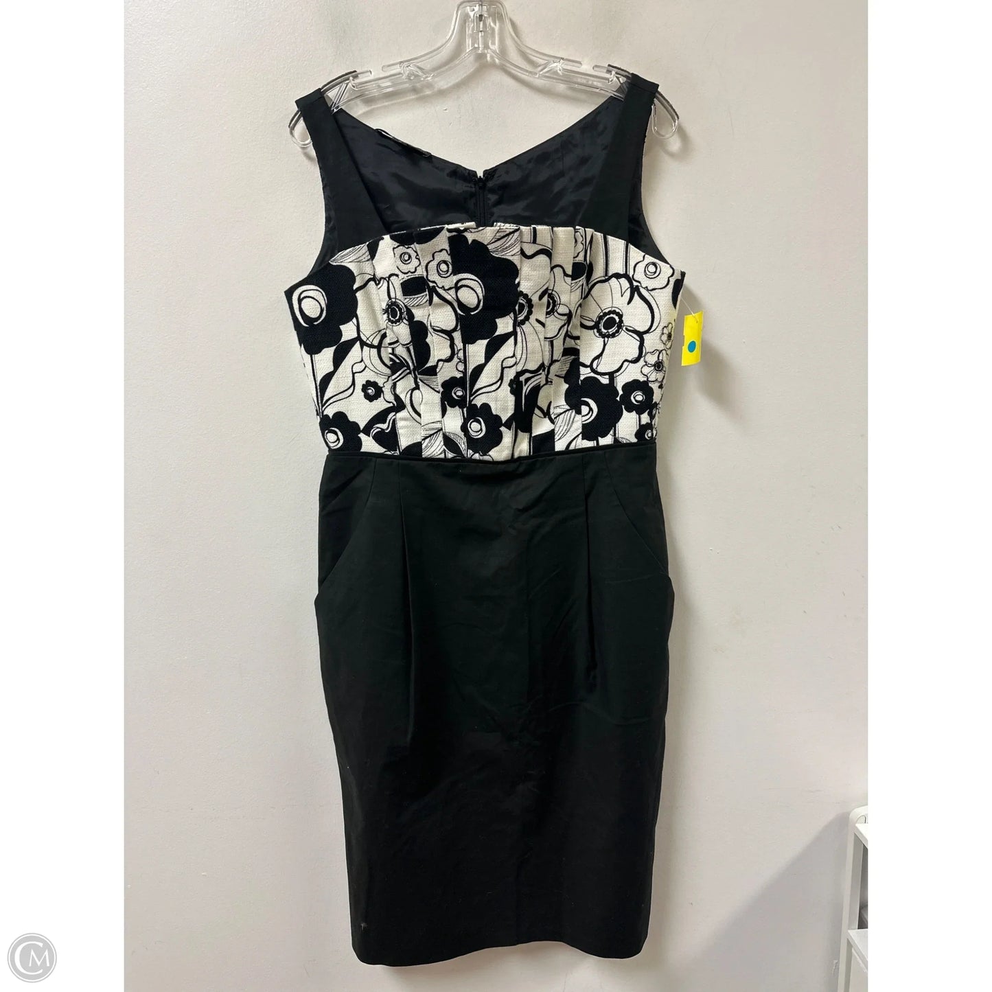 Dress Designer By Lafayette 148 In Black & White, Size: M
