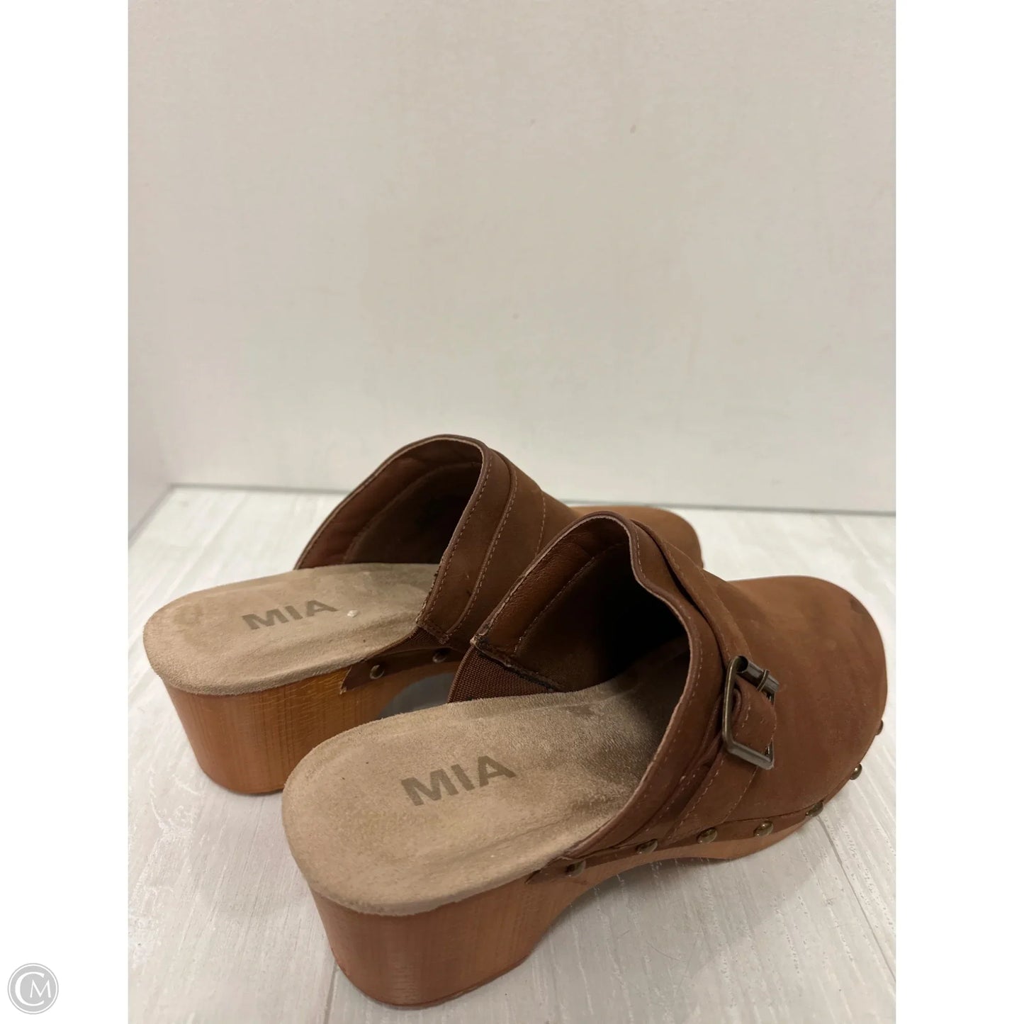 Shoes Heels Wedge By Mia In Brown, Size: 8.5
