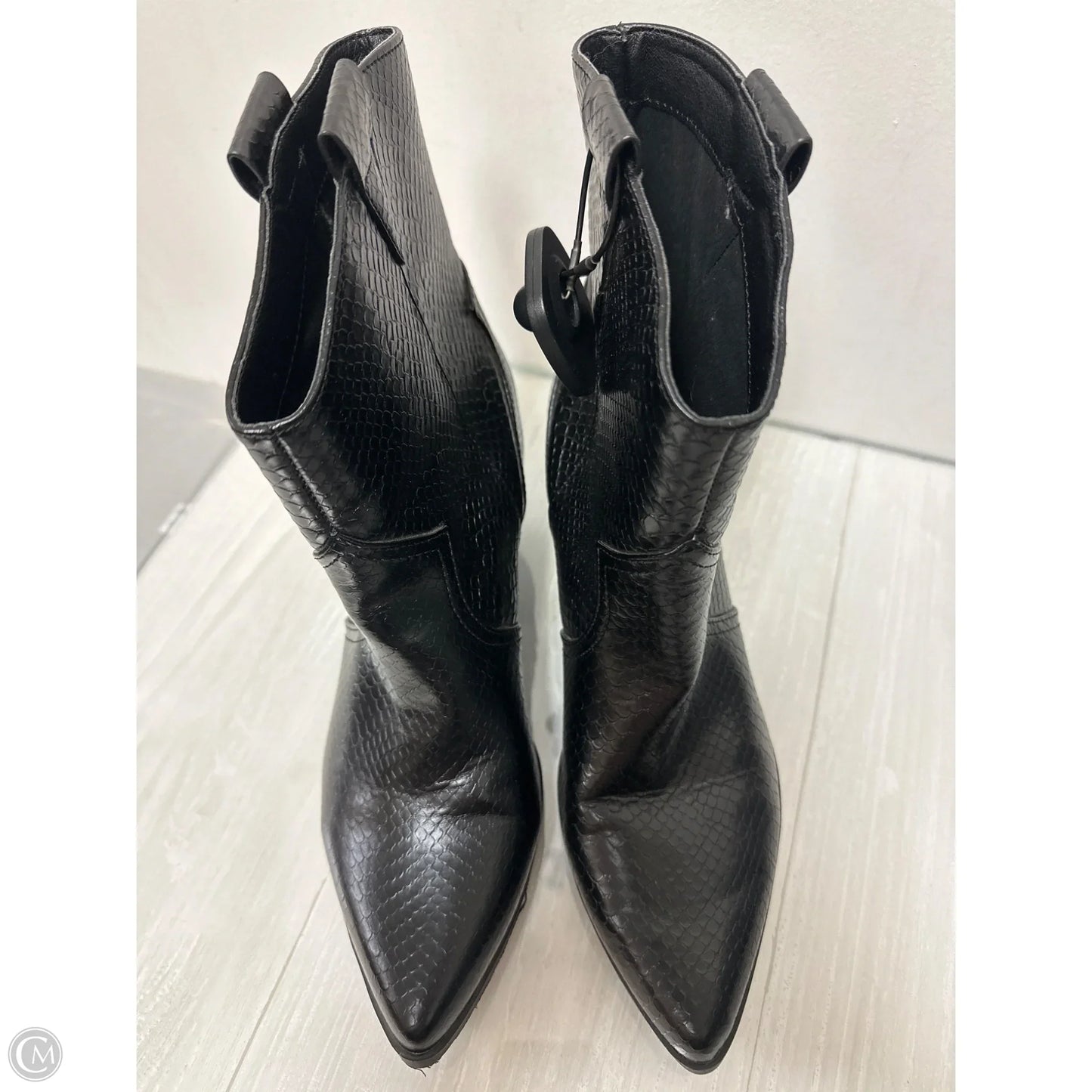 Boots Ankle Heels By Dolce Vita In Black, Size: 9