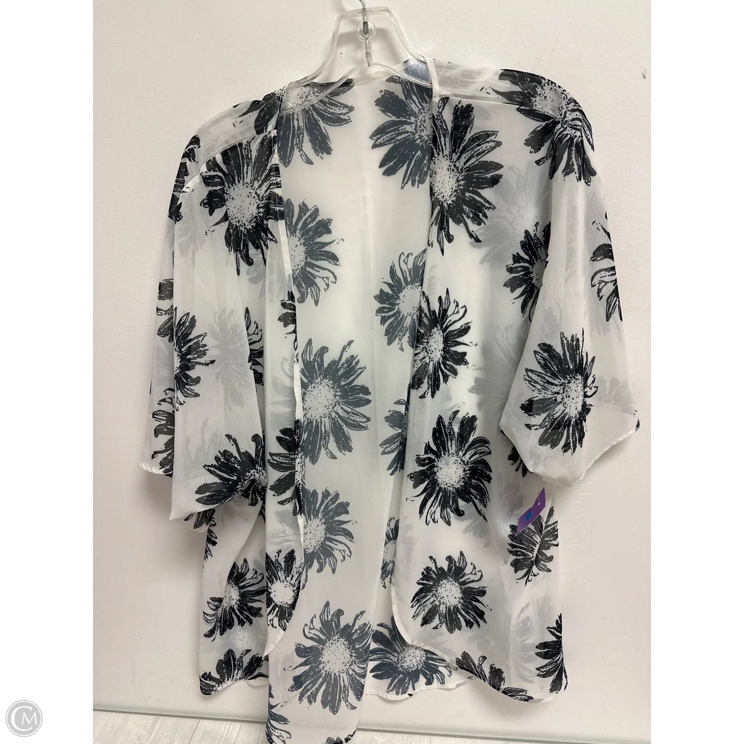 Kimono By Clothes Mentor In Blue & White, Size: M