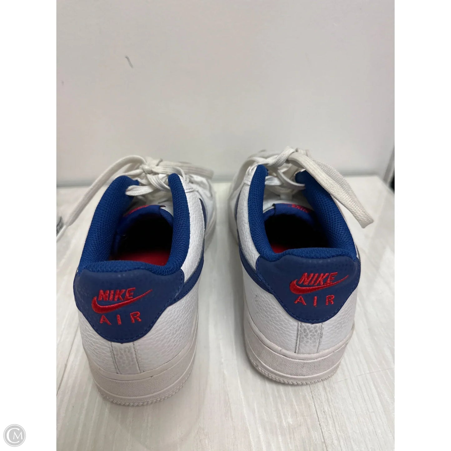Shoes Sneakers By Nike In White, Size: 8