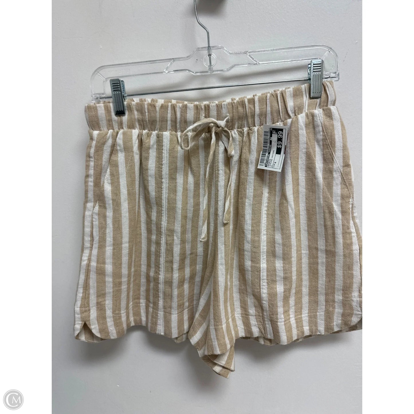 Shorts By Universal Thread In Striped Pattern, Size: 4