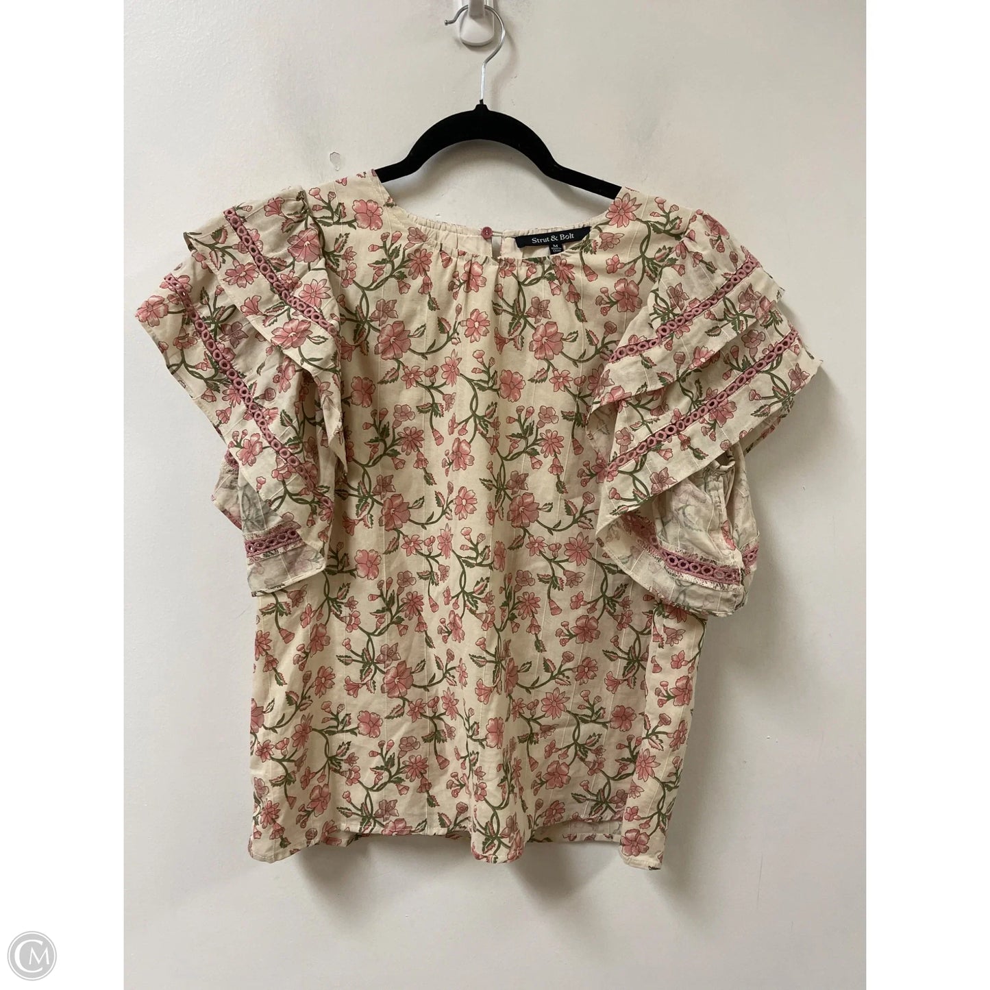 Top Short Sleeve By Strut & Bolt In Floral Print, Size: M