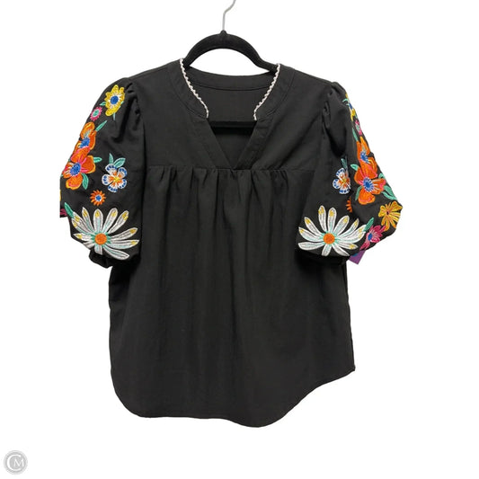 Top Short Sleeve By Clothes Mentor In Black, Size: S