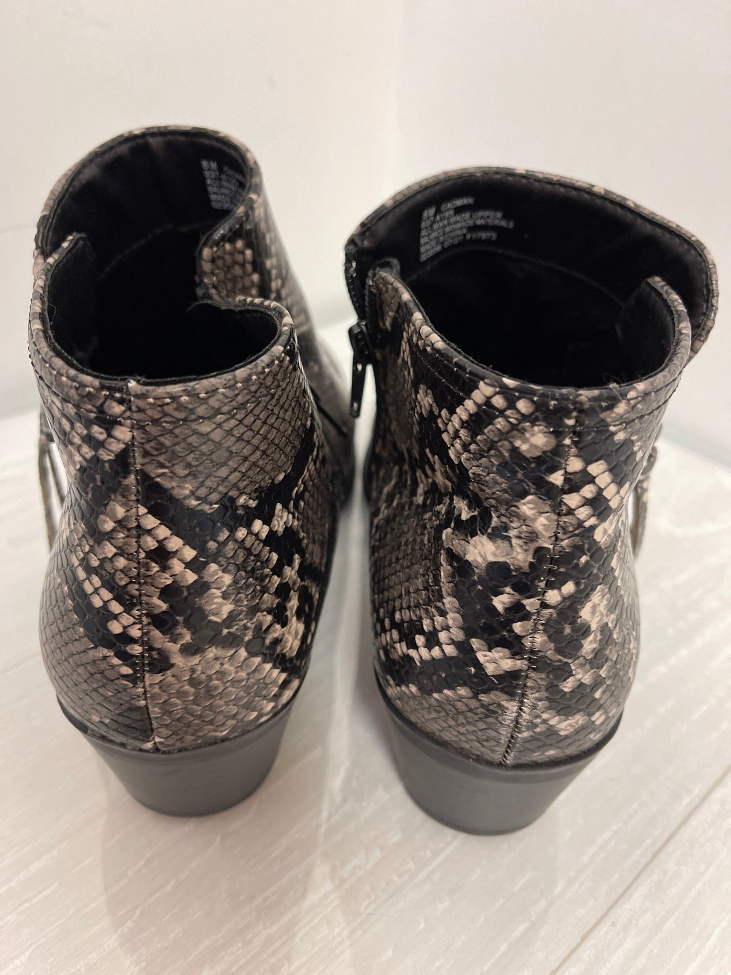 Boots Ankle Heels By Arizona In Snakeskin Print, Size: 8