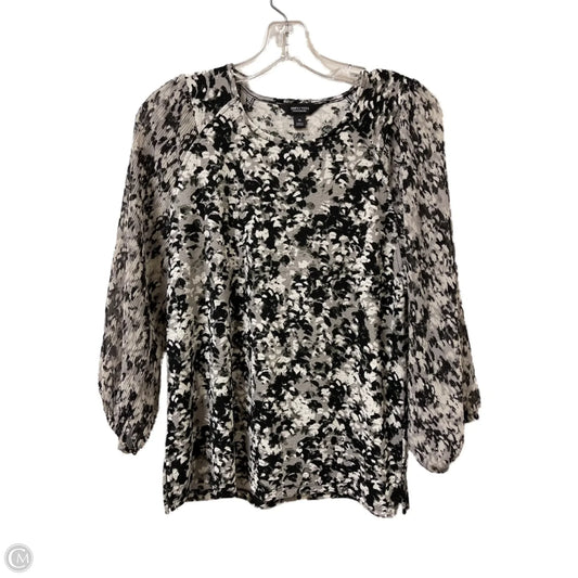 Top Long Sleeve By Simply Vera In Black & White, Size: M