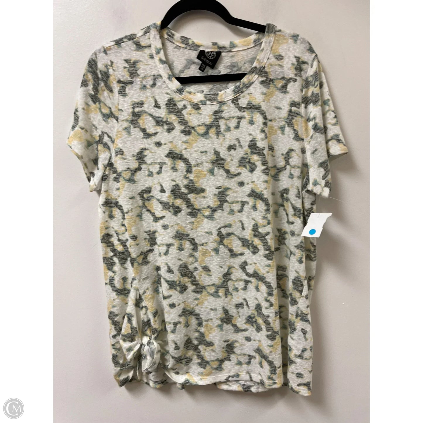 Top Short Sleeve By Bobeau In Yellow, Size: 1x