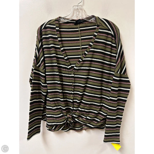 Top Long Sleeve By Urban Outfitters In Green, Size: M