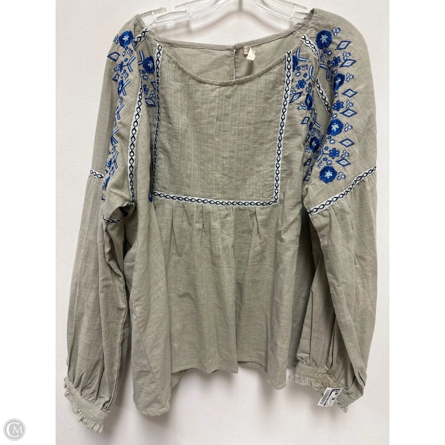 Top Long Sleeve By Clothes Mentor In Grey, Size: 2x