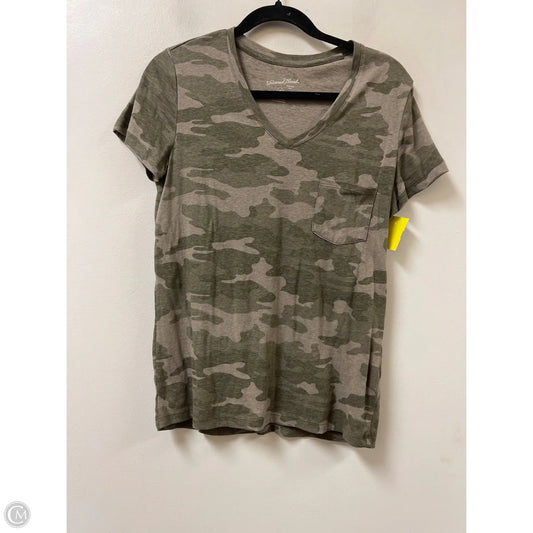 Top Short Sleeve By Universal Thread In Camouflage Print, Size: Xs