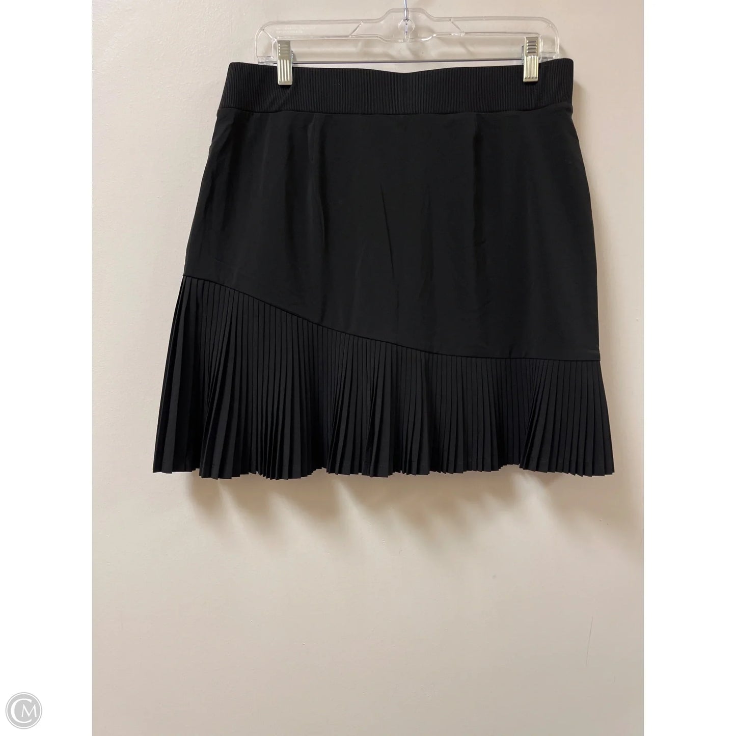 Athletic Skort By Chicos In Black, Size: 6
